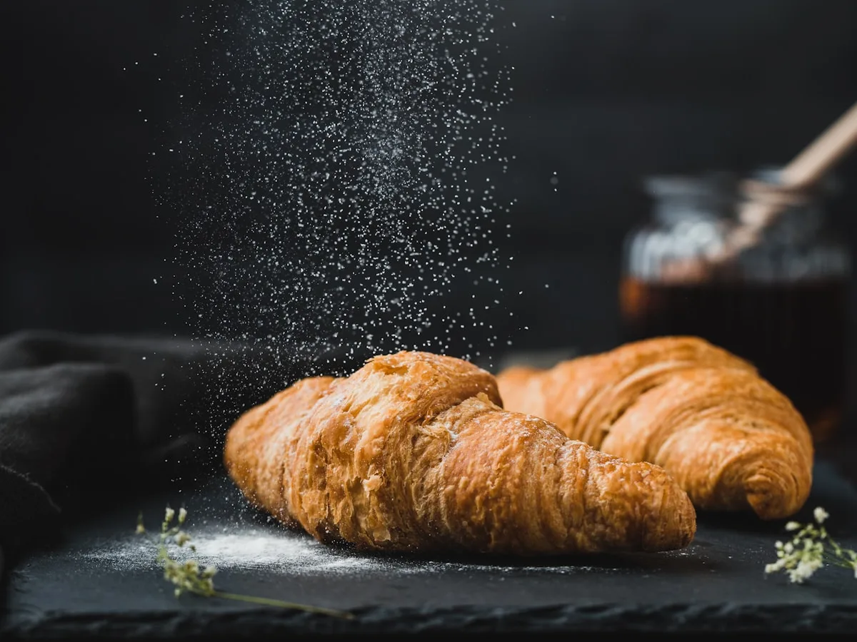 Croissant & Café